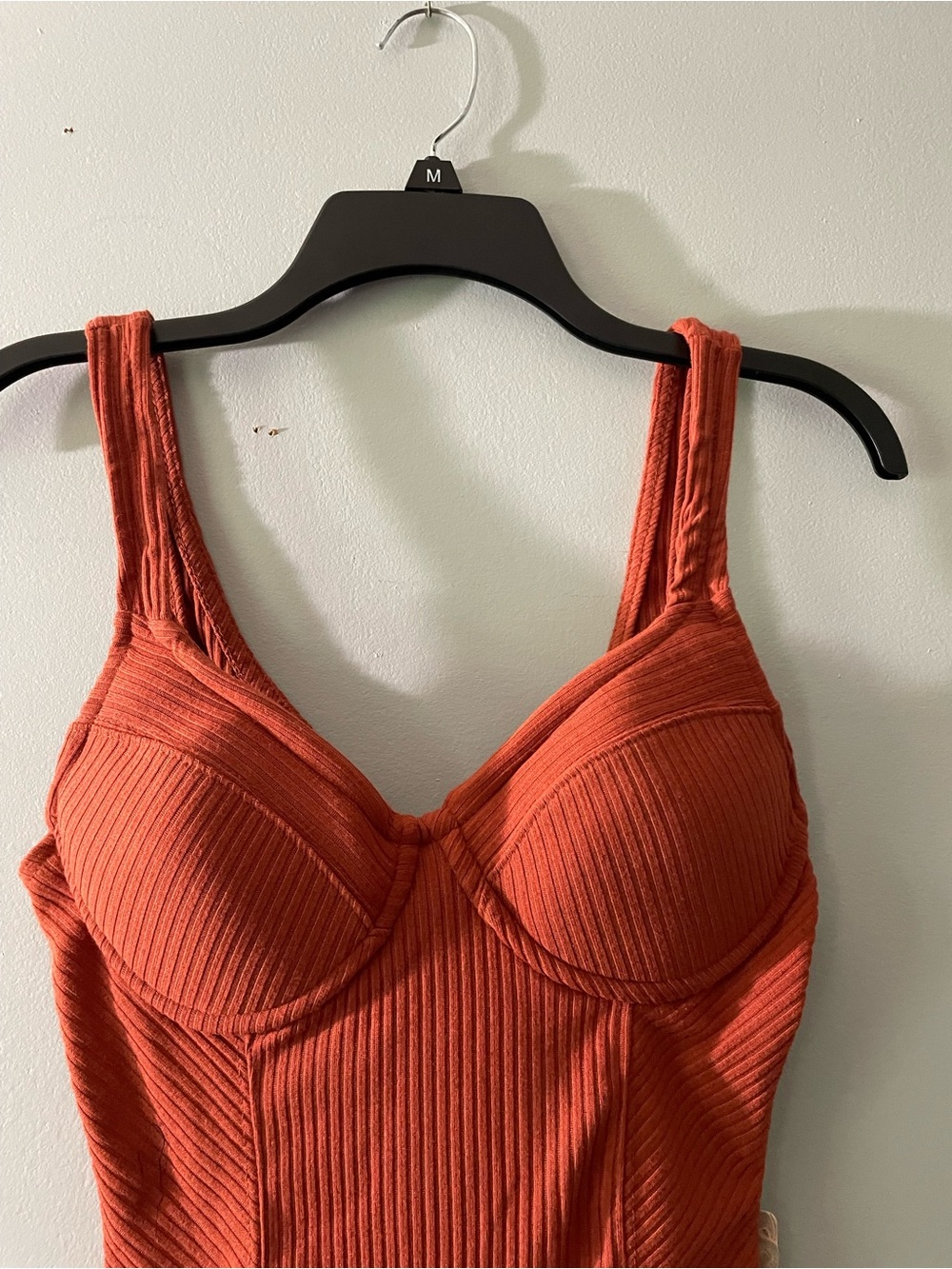 IRIS Ribbed Bodysuit — Rust - Picture 3 of 8